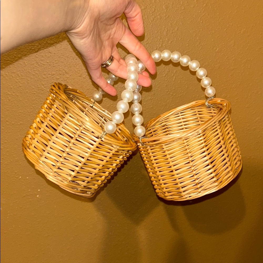 Pearl Handle Woven Basket Bag
